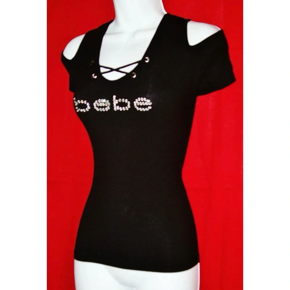 New Bebe Black Cold Shoulder Crystal Logo Lace Up Top XL - Picture 3 of 7
